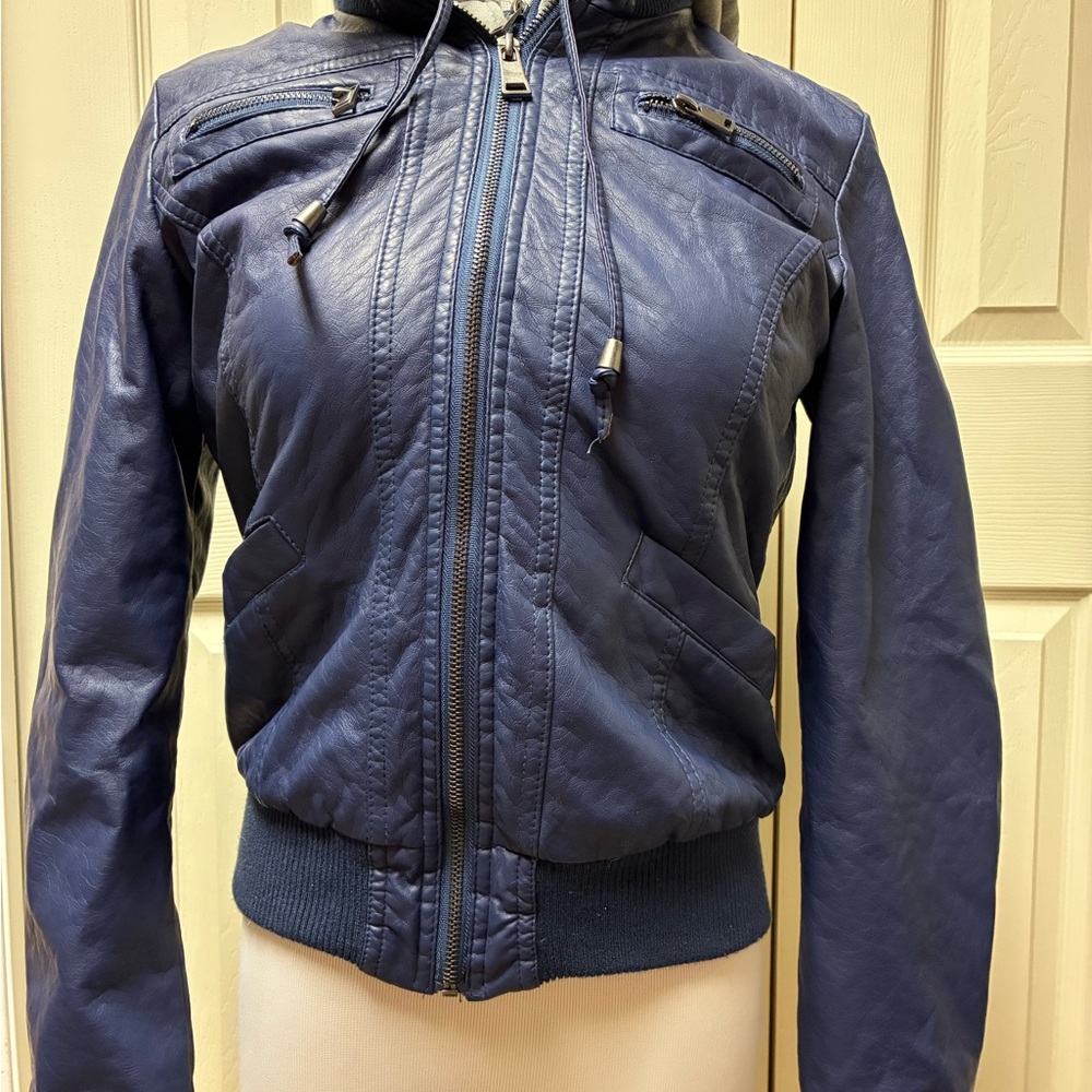 Therapy Size Small Navy Bomber Jacket with Hood